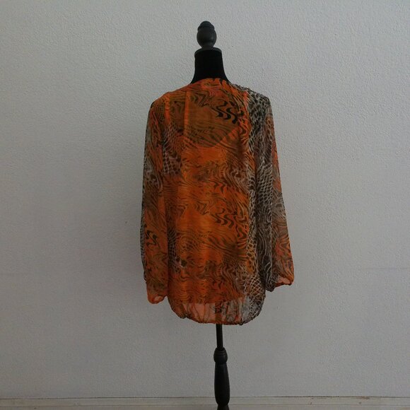 Orange color Paisley style blouse, with sequins shiny and wood beaded details - Picture 8 of 12
